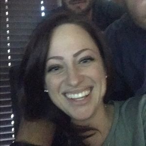 Meet your Posher, Jenifer